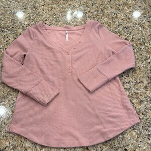 Soma lightweight rib knit long sleeve Henley, size S